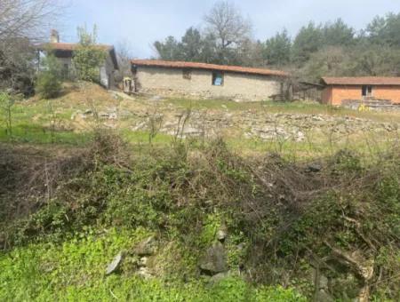 Kızılyaka'da Satılık Tarla 500 M² Köy İçi İmarlı