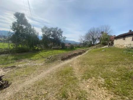 Kızılyaka'da Satılık Tarla 500 M² Köy İçi İmarlı